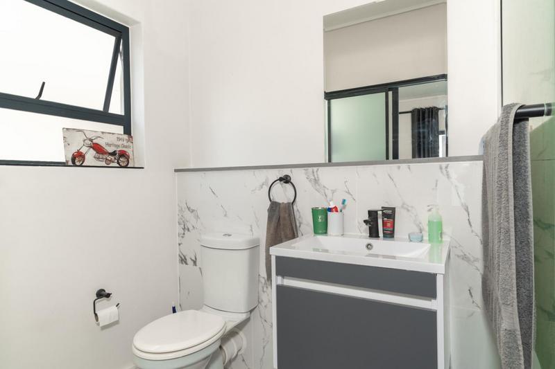 1 Bedroom Property for Sale in The Huntsman Western Cape